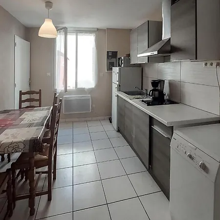 Stunning In Les Bains Apartman *